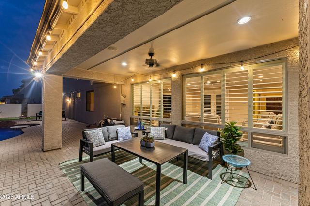 3622 W JORDON Lane, Phoenix, AZ 85086