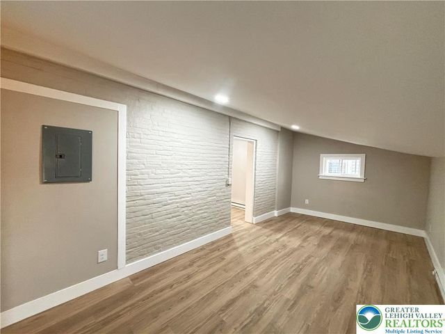 20 West Union Boulevard 3, Bethlehem City, PA 18018