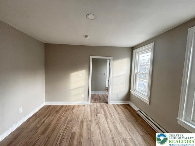 20 West Union Boulevard 3, Bethlehem City, PA 18018