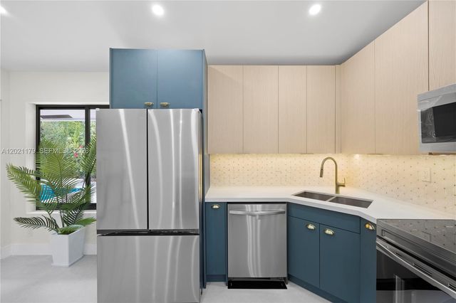3431 SW 143rd Pl, Miami, FL 33175