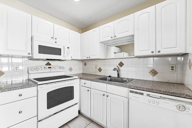 426 Flanders I, Delray Beach, FL 33484