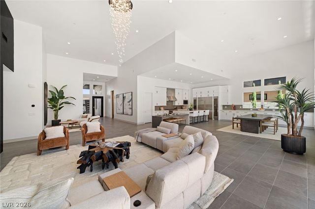5201 Peak Climb Drive, Las Vegas, NV 89135