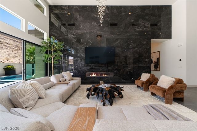 5201 Peak Climb Drive, Las Vegas, NV 89135