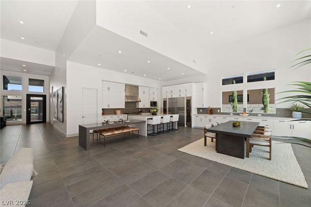 5201 Peak Climb Drive, Las Vegas, NV 89135