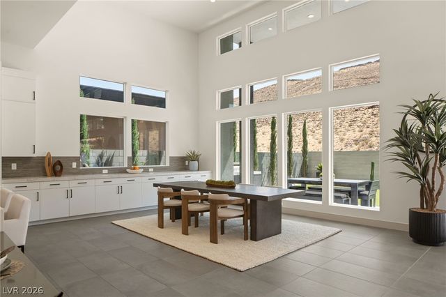 5201 Peak Climb Drive, Las Vegas, NV 89135