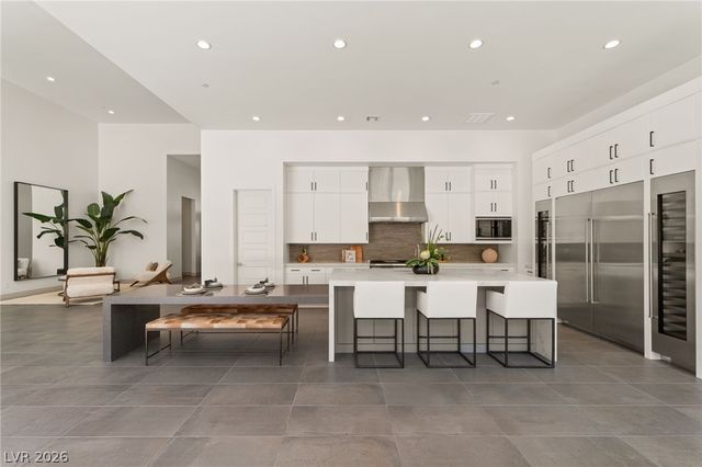 5201 Peak Climb Drive, Las Vegas, NV 89135