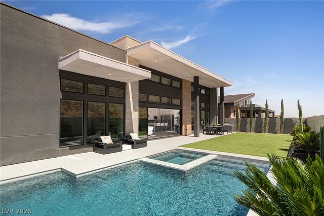 5201 Peak Climb Drive, Las Vegas, NV 89135