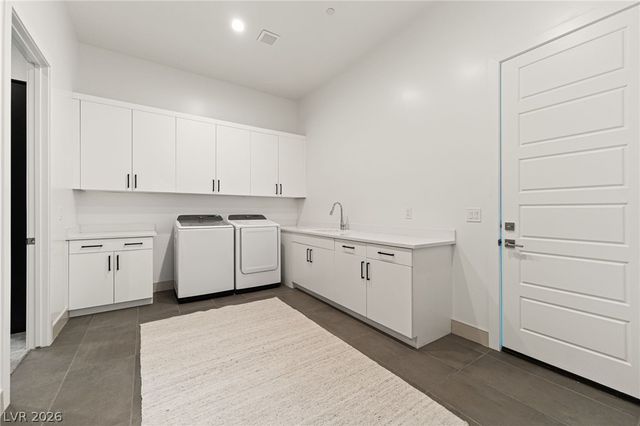 5201 Peak Climb Drive, Las Vegas, NV 89135