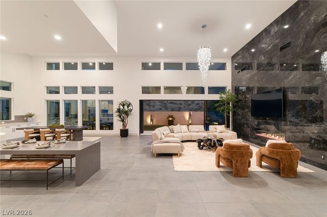 5201 Peak Climb Drive, Las Vegas, NV 89135
