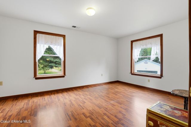 80 Rodeo RD, Athol, ID 83801