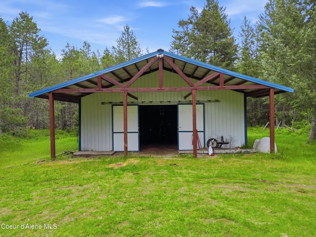 80 Rodeo RD, Athol, ID 83801