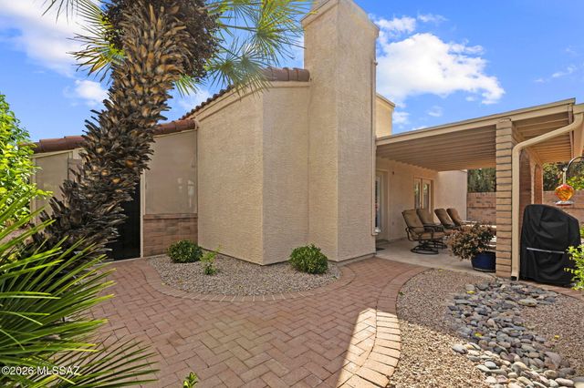 940 W Rio Magdalena, Green Valley, AZ 85614