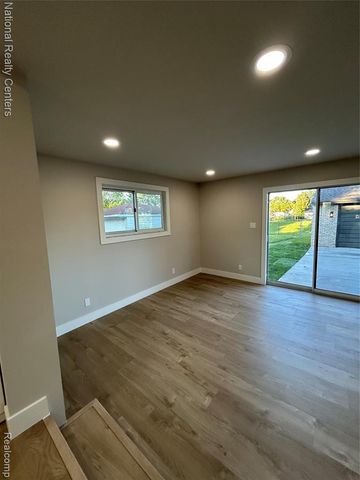 2362 Milverton Drive, Troy, MI 48083