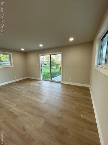 2362 Milverton Drive, Troy, MI 48083
