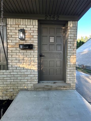 2362 Milverton Drive, Troy, MI 48083