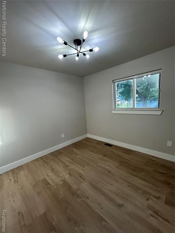 2362 Milverton Drive, Troy, MI 48083