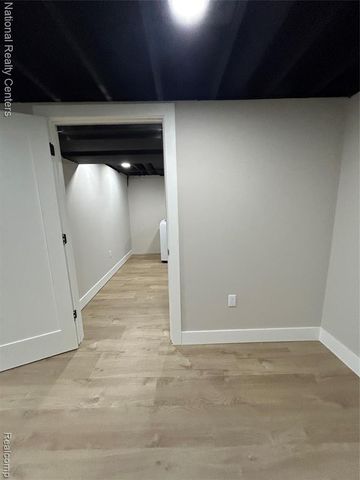 2362 Milverton Drive, Troy, MI 48083