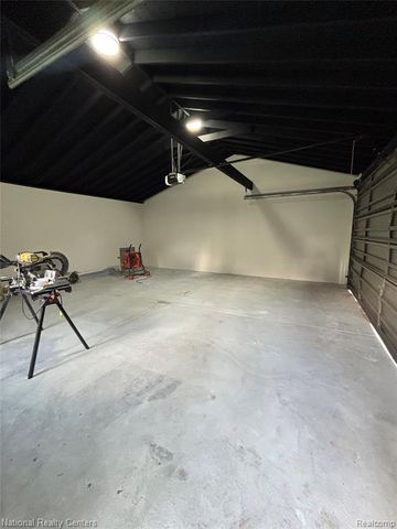2362 Milverton Drive, Troy, MI 48083