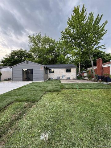 2362 Milverton Drive, Troy, MI 48083