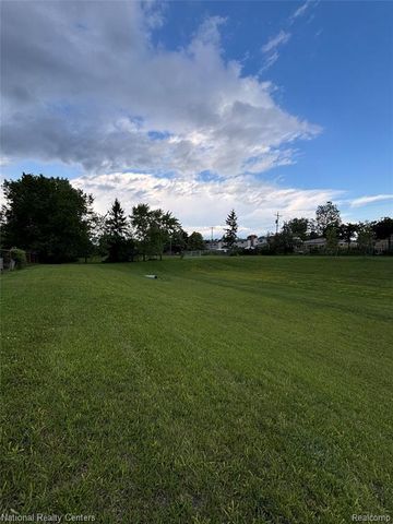 2362 Milverton Drive, Troy, MI 48083