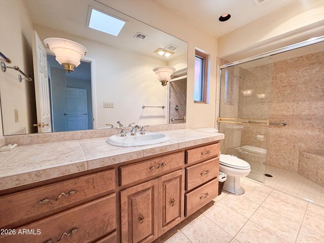 6402 E FANFOL Drive, Paradise Valley, AZ 85253