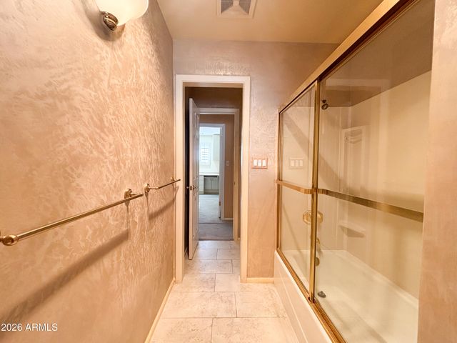 6402 E FANFOL Drive, Paradise Valley, AZ 85253