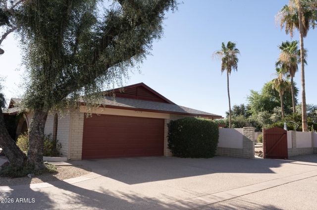 6402 E FANFOL Drive, Paradise Valley, AZ 85253