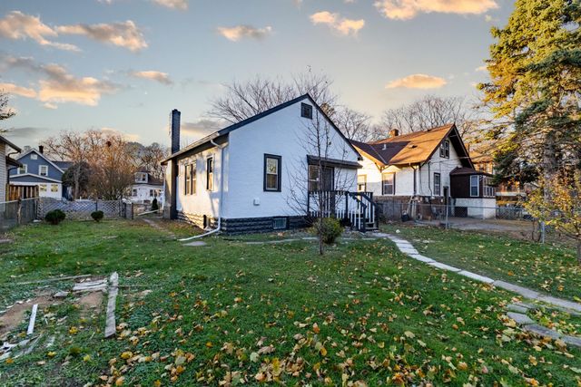 3246 Bryant Avenue N, Minneapolis, MN 55412