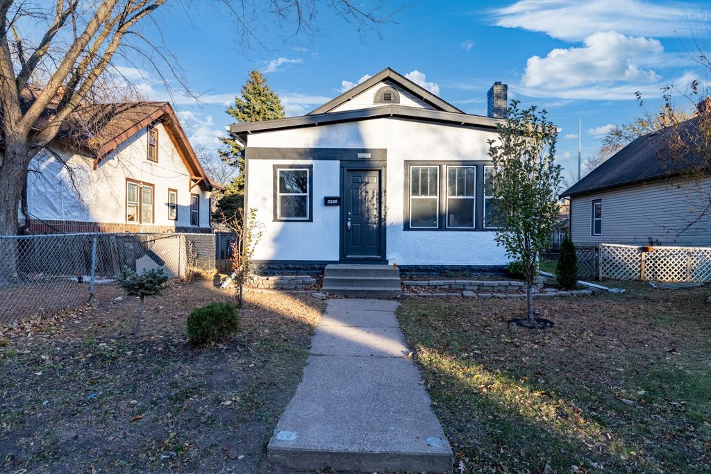 3246 Bryant Avenue N, Minneapolis, MN 55412