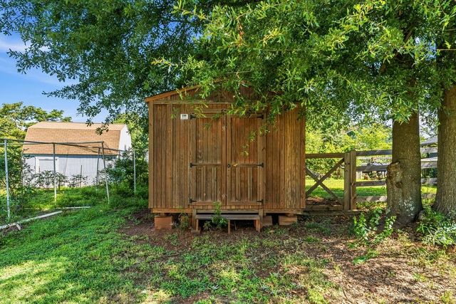 3755 Station Drive NW, Kennesaw, GA 30144
