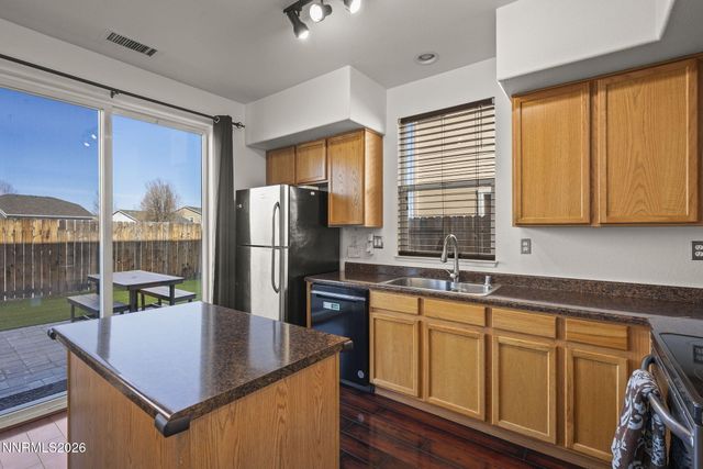 9231 Running Dog Circle, Reno, NV 89506