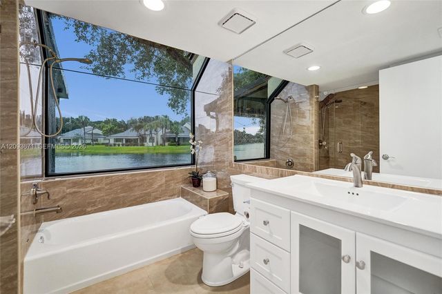 465 NW 95th Avenue, Plantation, FL 33324