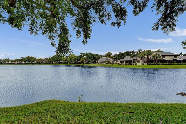 465 NW 95th Avenue, Plantation, FL 33324