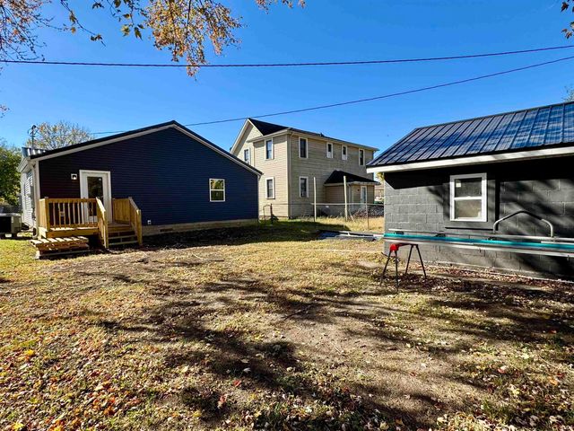 204 W 8th Street, Jonesboro, IN 46938