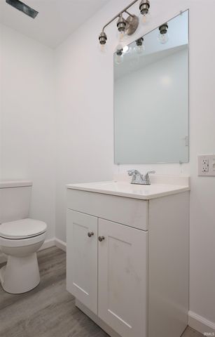 204 W 8th Street, Jonesboro, IN 46938