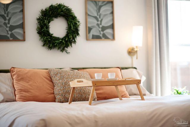 121 Villacrest Dr, Crestview, FL 32536