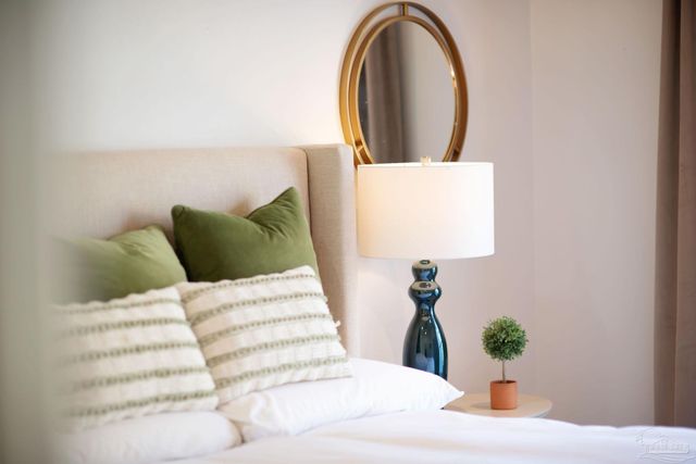 121 Villacrest Dr, Crestview, FL 32536