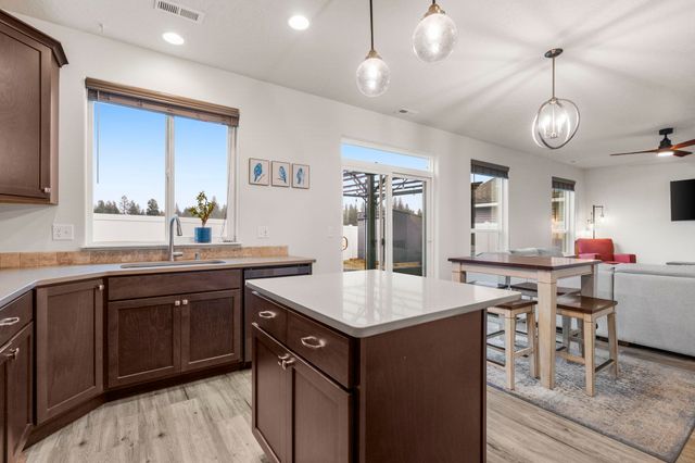 6709 S Chumani Rd, Cheney, WA 99004