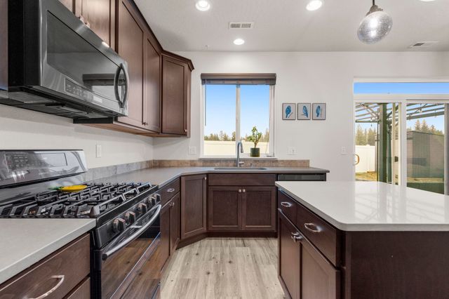 6709 S Chumani Rd, Cheney, WA 99004