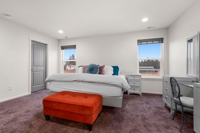 6709 S Chumani Rd, Cheney, WA 99004