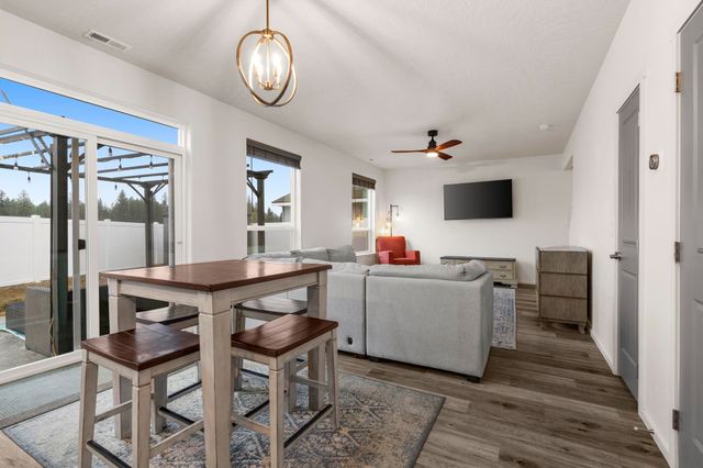 6709 S Chumani Rd, Cheney, WA 99004