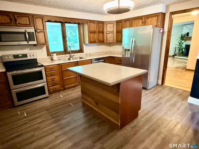 42 Center Road, Tolland, CT 06084
