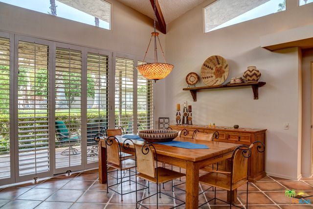 1597 E Sierra Way, Palm Springs, CA 92264