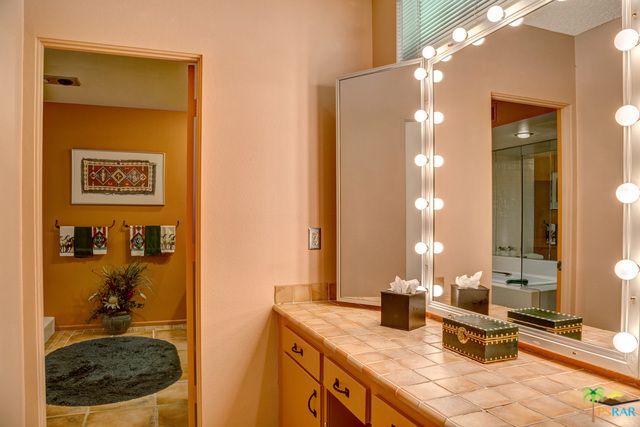 1597 E Sierra Way, Palm Springs, CA 92264