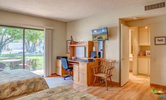 1597 E Sierra Way, Palm Springs, CA 92264