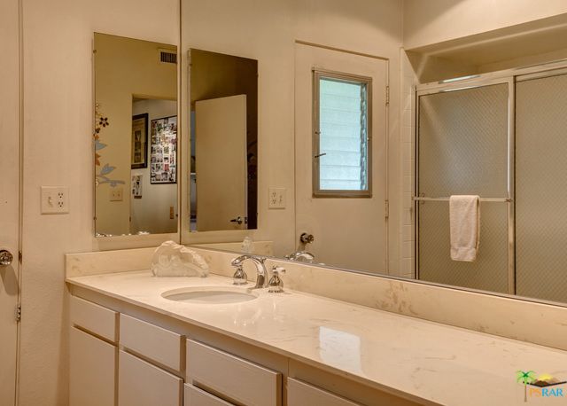 1597 E Sierra Way, Palm Springs, CA 92264