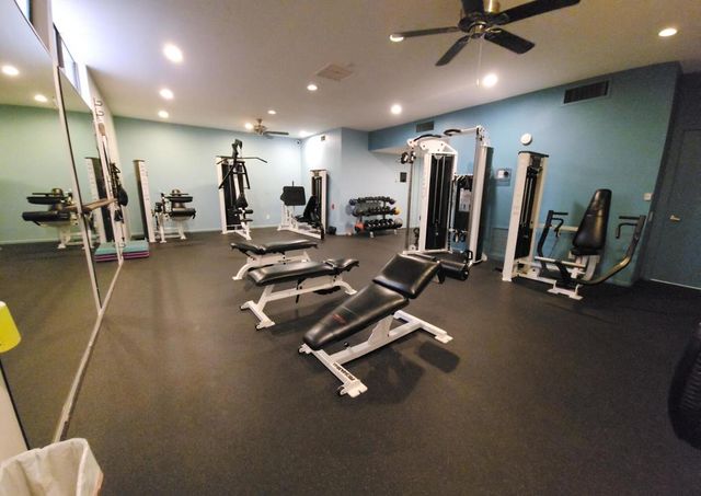 1597 E Sierra Way, Palm Springs, CA 92264