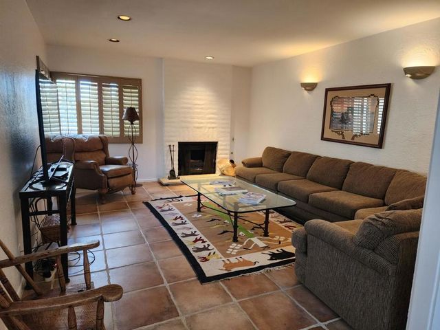 1597 E Sierra Way, Palm Springs, CA 92264