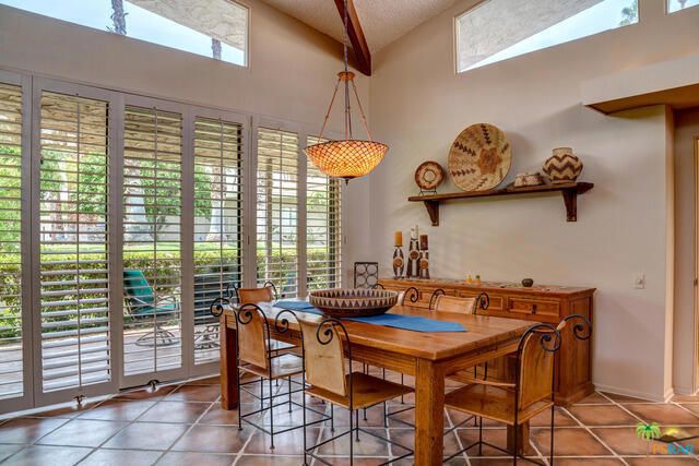 1597 E Sierra Way, Palm Springs, CA 92264