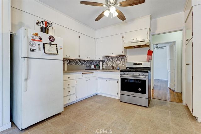 7432 Farmdale, North Hollywood, CA 91605